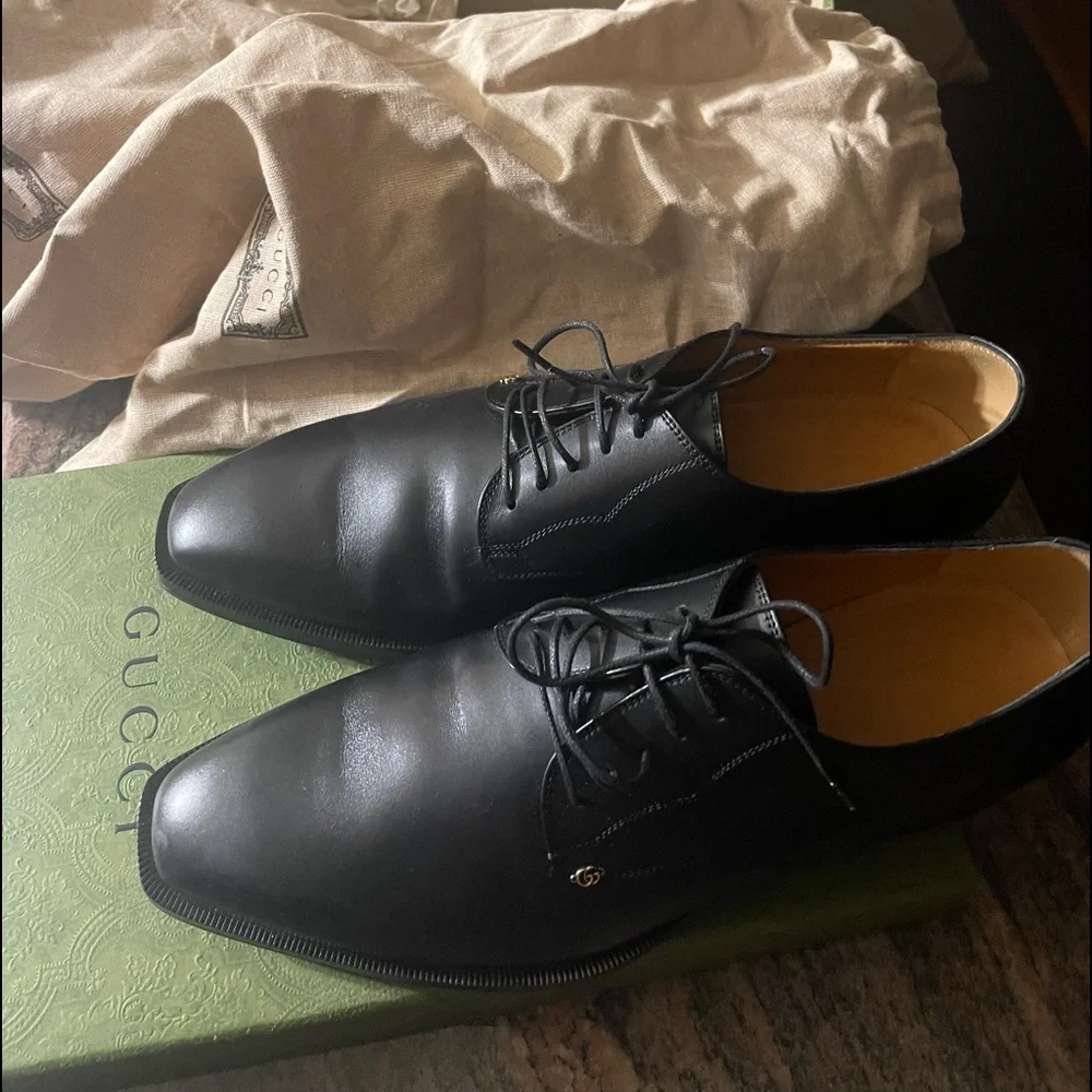 Gucci 💯 authentic - Picture 1 of 8
